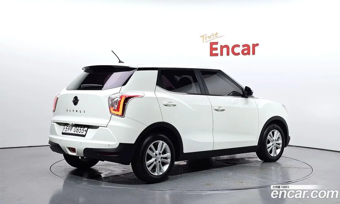 SsangYong TIBOLI 2015 1.6 автомат (гидро), фото 2 SsangYong TIBOLI 2015 1.6 автомат (гидро), фото 2