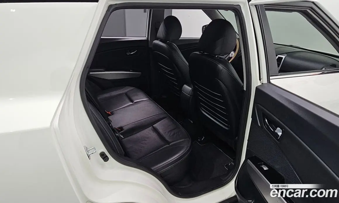 SsangYong TIBOLI 2015 1.6 автомат (гидро), фото 11 SsangYong TIBOLI 2015 1.6 автомат (гидро), фото 11