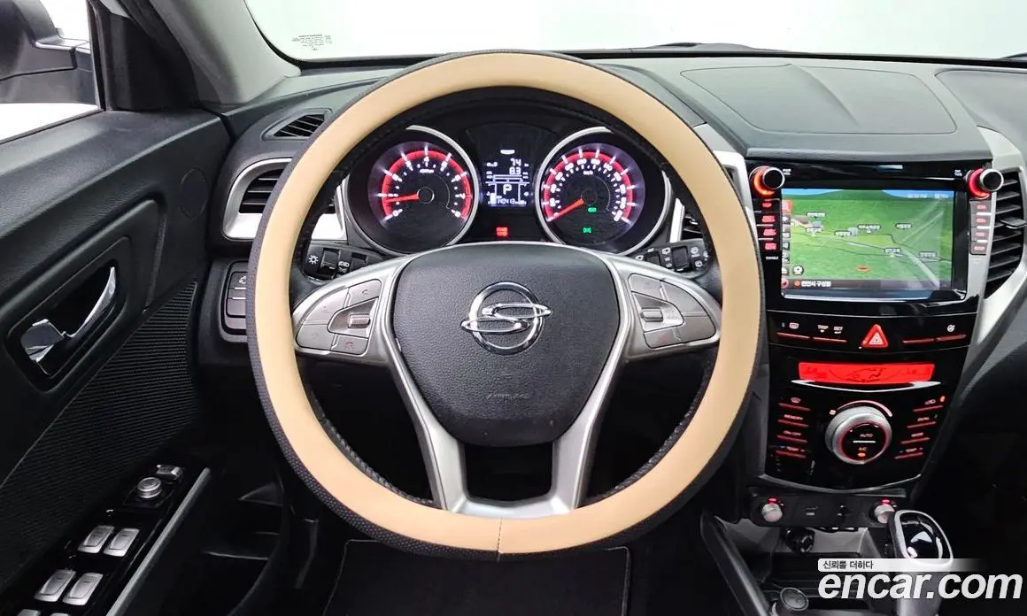 SsangYong TIBOLI 2015 1.6 автомат (гидро), фото 15 SsangYong TIBOLI 2015 1.6 автомат (гидро), фото 15