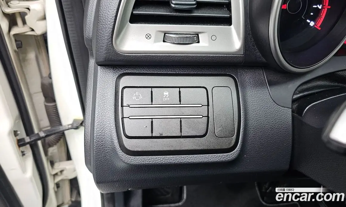 SsangYong TIBOLI 2015 1.6 автомат (гидро), фото 20 SsangYong TIBOLI 2015 1.6 автомат (гидро), фото 20