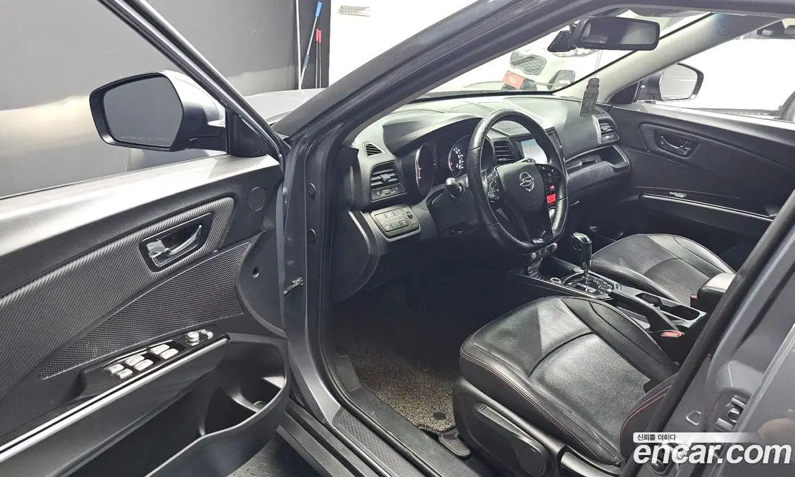 SsangYong TIBOLI 2016 1.6 автомат (гидро), фото 10 SsangYong TIBOLI 2016 1.6 автомат (гидро), фото 10