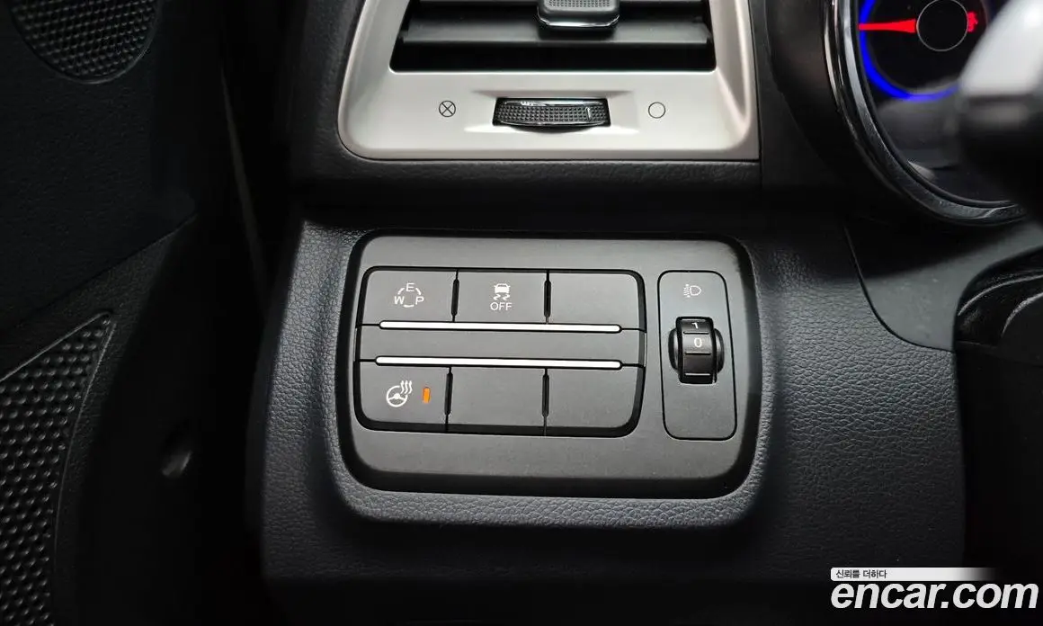 SsangYong TIBOLI 2016 1.6 автомат (гидро), фото 31