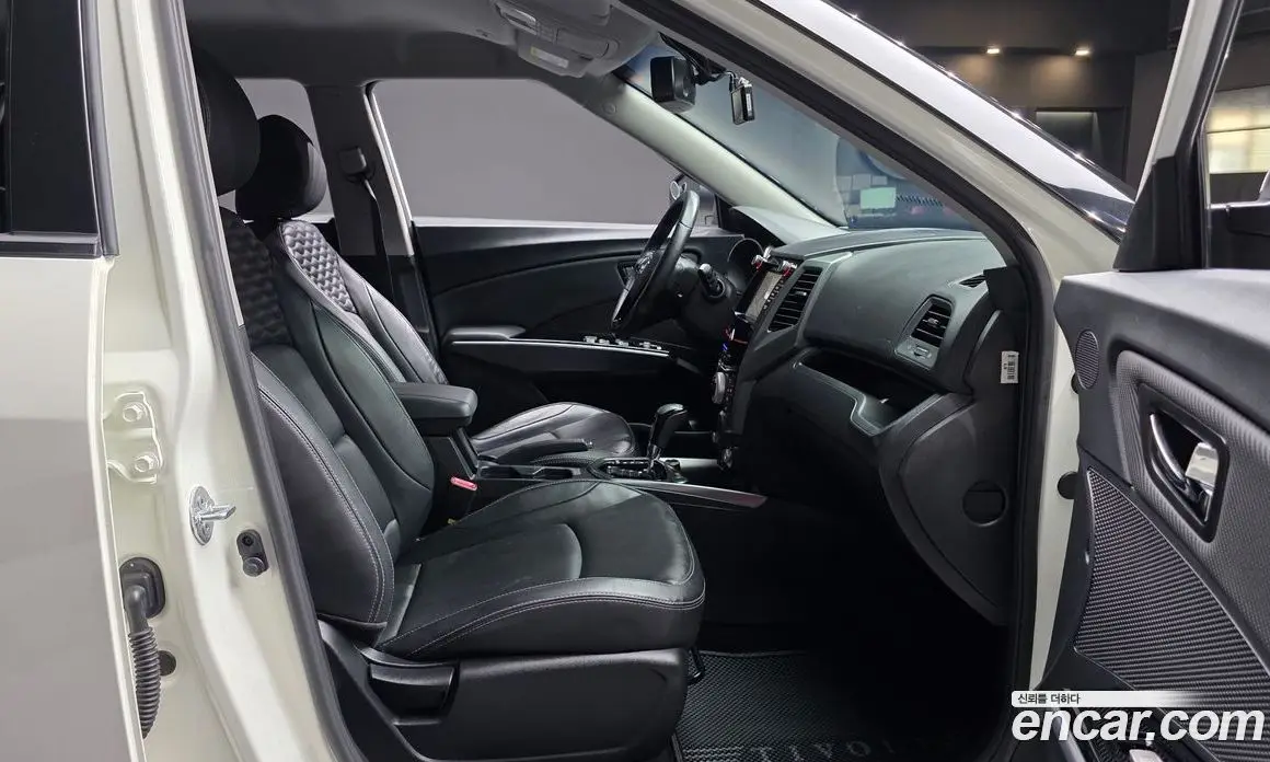 SsangYong TIBOLI 2018 1.6 автомат (гидро), фото 16