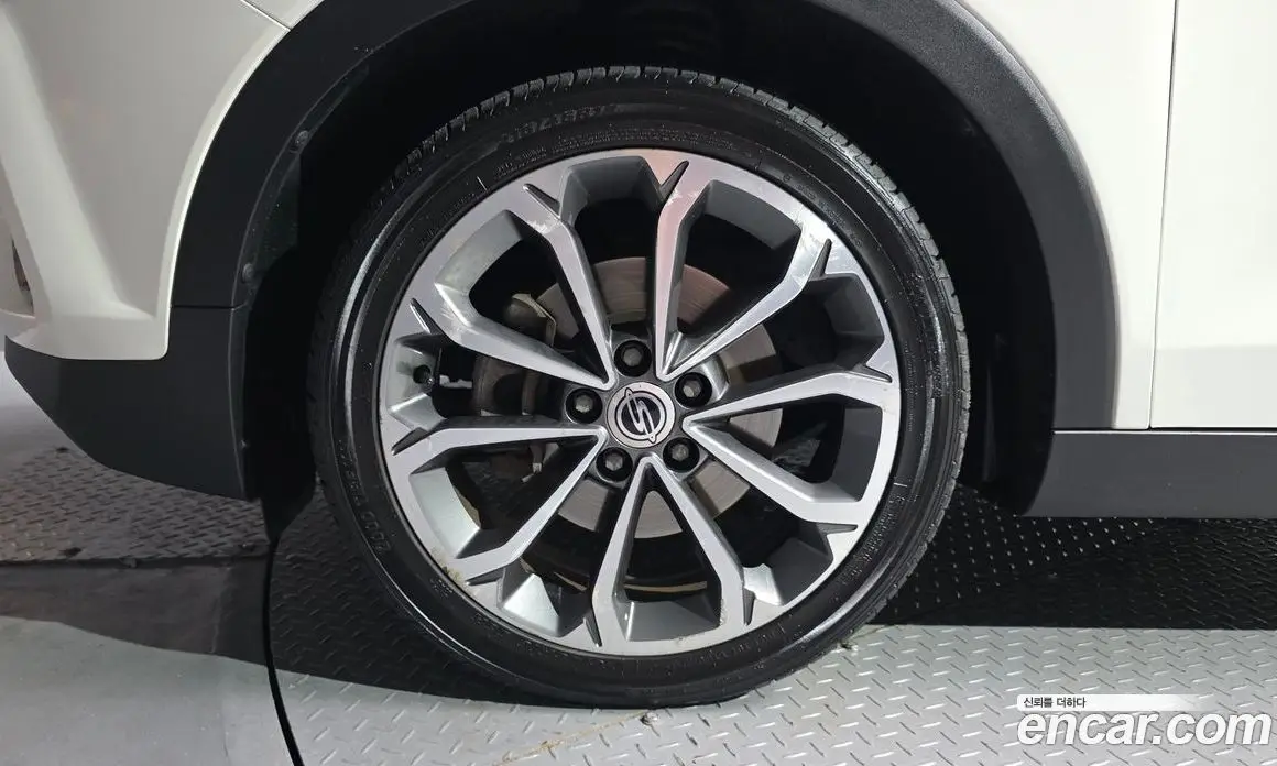 SsangYong TIBOLI 2018 1.6 автомат (гидро), фото 5 SsangYong TIBOLI 2018 1.6 автомат (гидро), фото 5