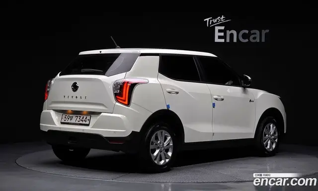 SsangYong TIBOLI 2019 1.5 автомат (гидро), миниатюра 2