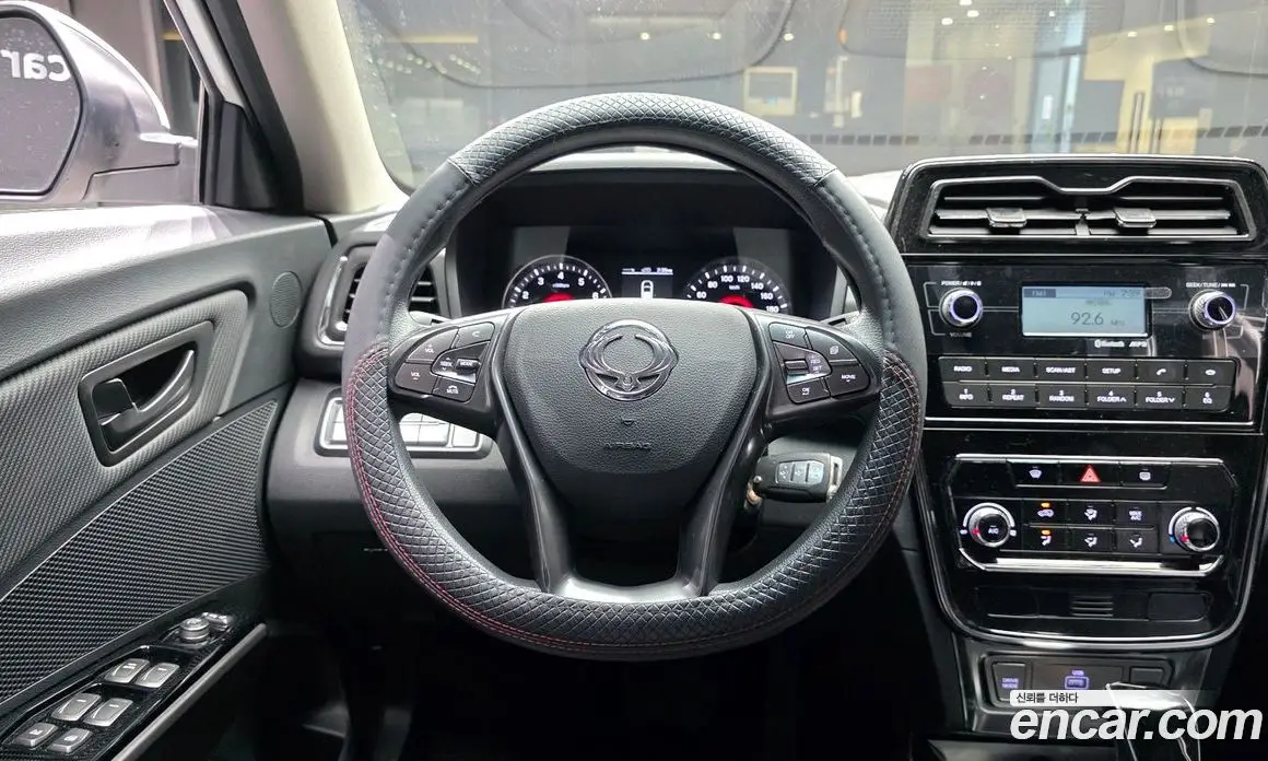 SsangYong TIBOLI 2019 1.5 автомат (гидро), фото 14