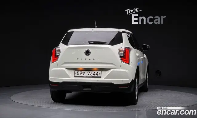 SsangYong TIBOLI 2019 1.5 автомат (гидро), миниатюра 4