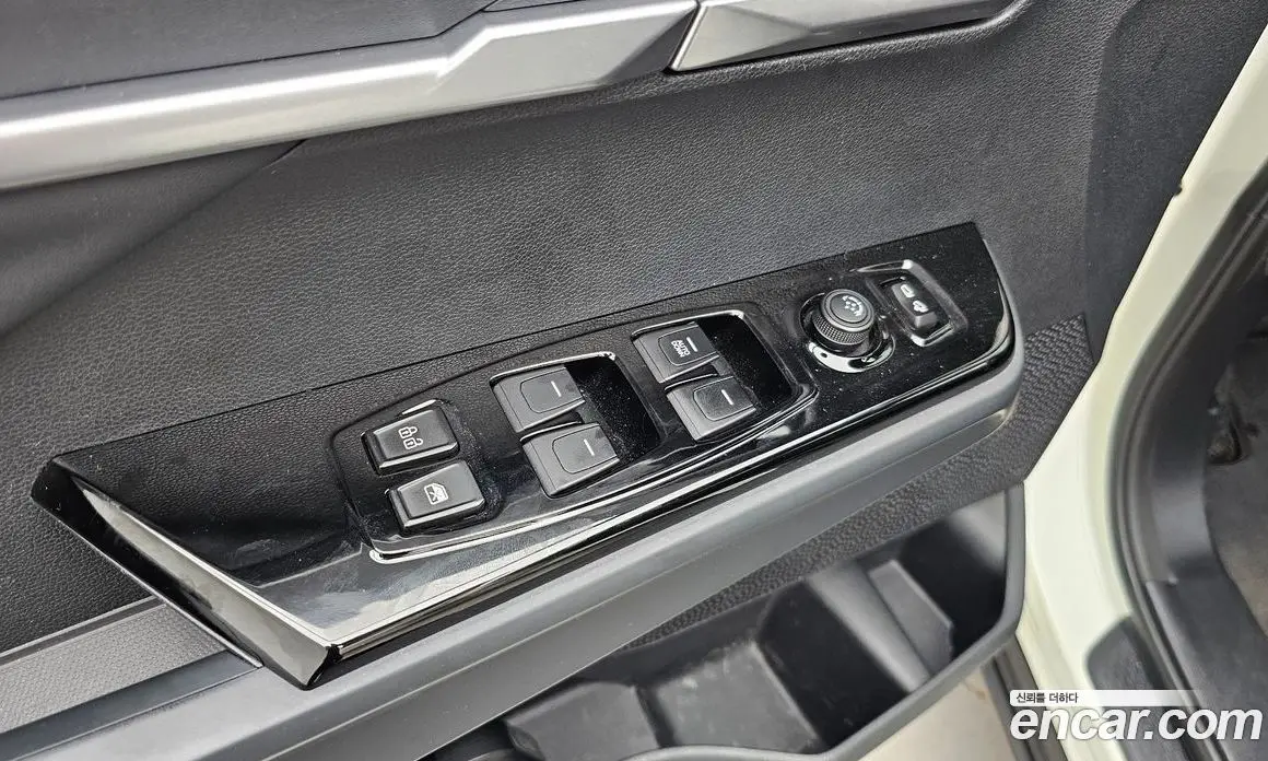 SsangYong Torres 2022 1.5 автомат (гидро), фото 17 SsangYong Torres 2022 1.5 автомат (гидро), фото 17