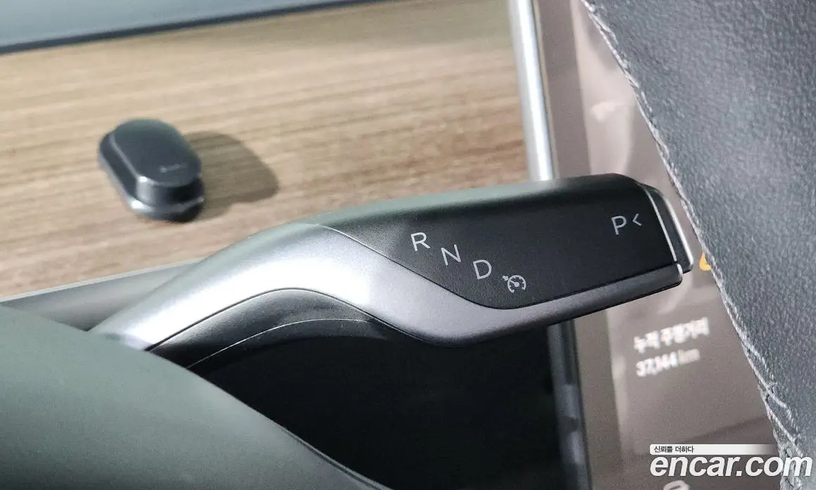 Tesla Model Y 2023 0.2 автомат (гидро), фото 11 Tesla Model Y 2023 0.2 автомат (гидро), фото 11