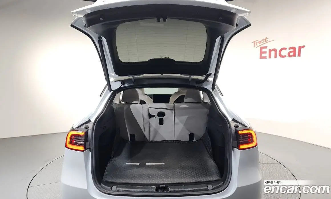 Tesla Model Y 2023 0.2 автомат (гидро), фото 22 Tesla Model Y 2023 0.2 автомат (гидро), фото 22