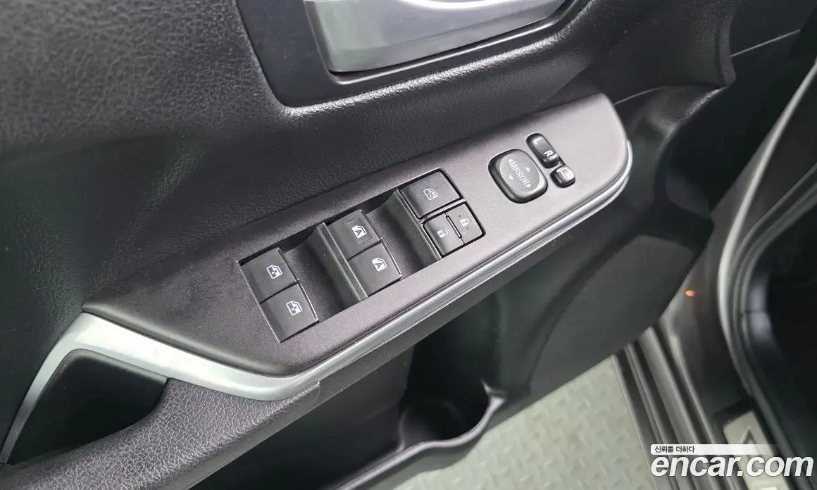 Toyota Camry 2015 2.5 автомат (гидро), фото 17 Toyota Camry 2015 2.5 автомат (гидро), фото 17