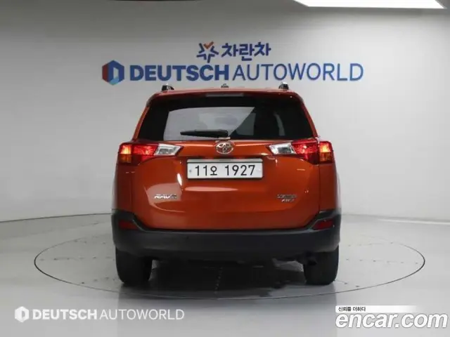 Toyota RAV4 2015 2.5 автомат (гидро), миниатюра 4 Toyota RAV4 2015 2.5 автомат (гидро), миниатюра 4