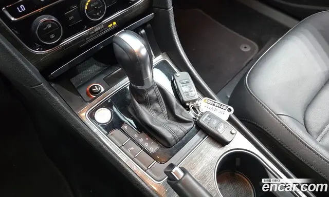 Volkswagen Passat 2018 2.0 автомат (гидро), миниатюра 12