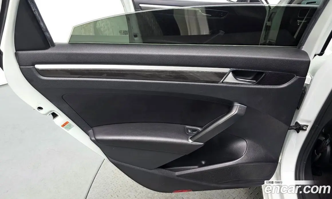 Volkswagen Passat 2018 2.0 автомат (гидро), фото 15 Volkswagen Passat 2018 2.0 автомат (гидро), фото 15
