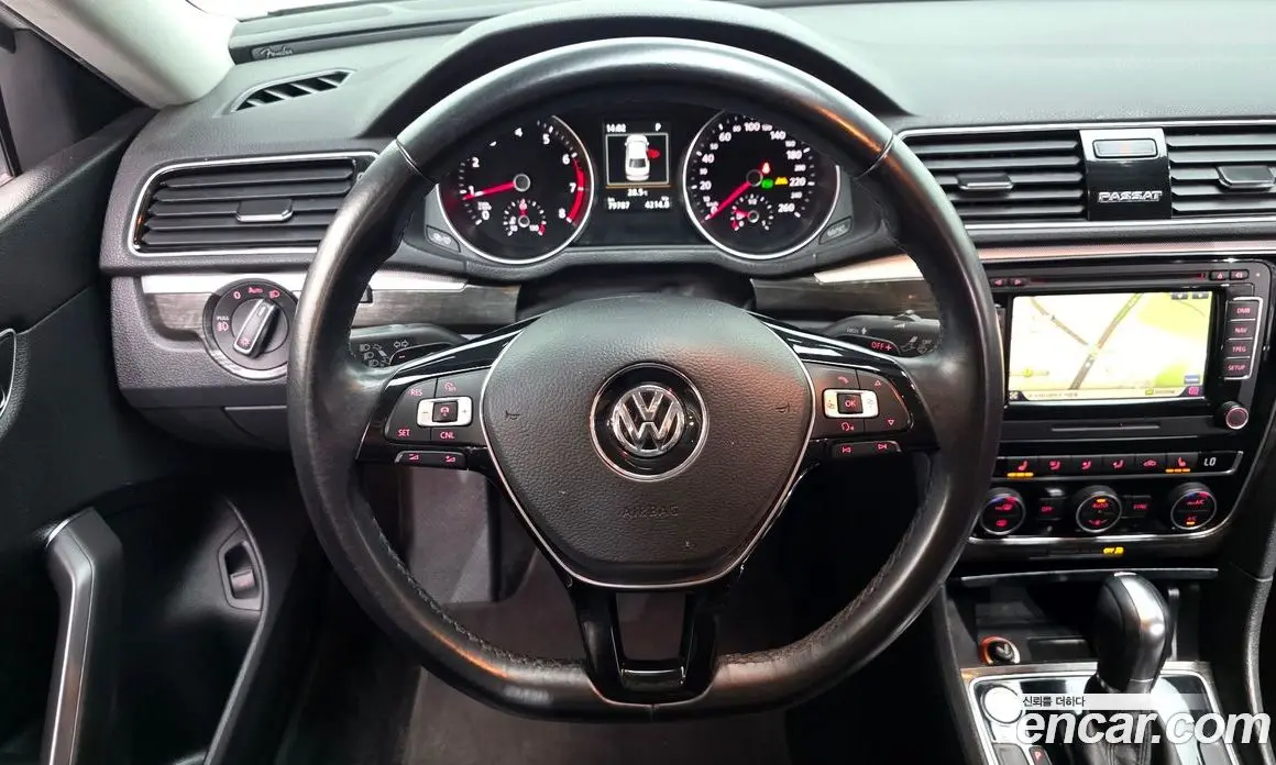 Volkswagen Passat 2018 2.0 автомат (гидро), фото 20 Volkswagen Passat 2018 2.0 автомат (гидро), фото 20
