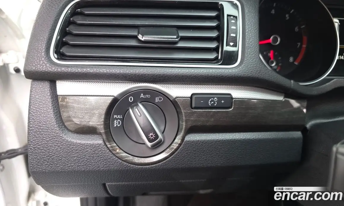 Volkswagen Passat 2018 2.0 автомат (гидро), фото 26 Volkswagen Passat 2018 2.0 автомат (гидро), фото 26