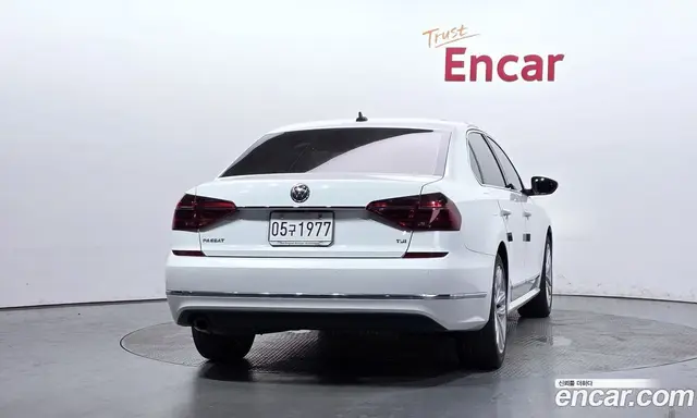 Volkswagen Passat 2018 2.0 автомат (гидро), миниатюра 4 Volkswagen Passat 2018 2.0 автомат (гидро), миниатюра 4