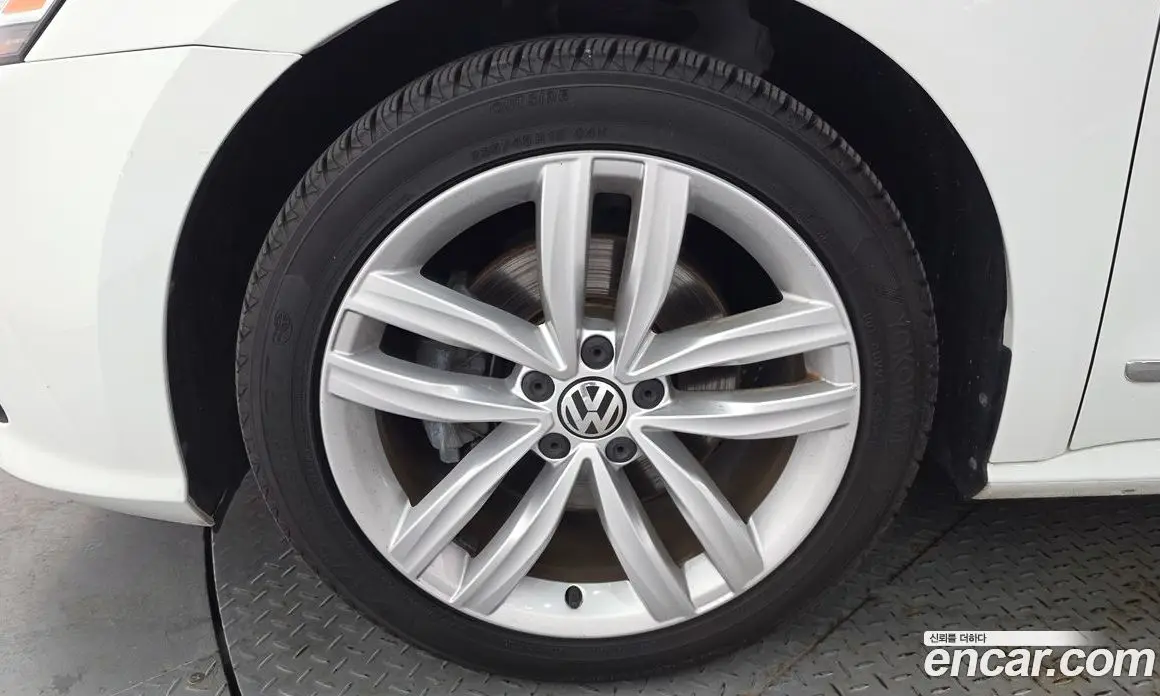 Volkswagen Passat 2018 2.0 автомат (гидро), фото 5 Volkswagen Passat 2018 2.0 автомат (гидро), фото 5