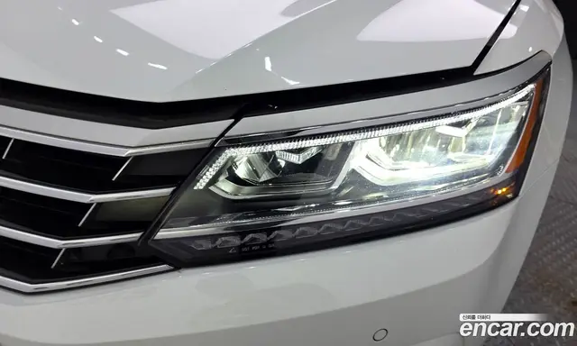 Volkswagen Passat 2018 2.0 автомат (гидро), миниатюра 8 Volkswagen Passat 2018 2.0 автомат (гидро), миниатюра 8