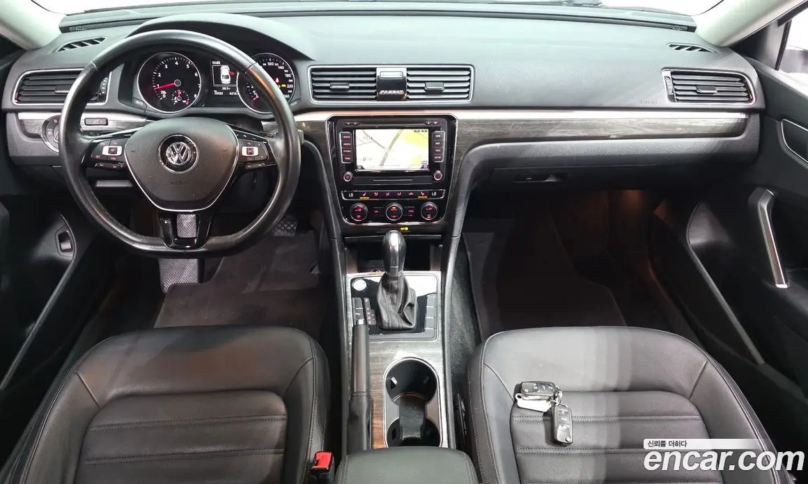 Volkswagen Passat 2018 2.0 автомат (гидро), фото 10 Volkswagen Passat 2018 2.0 автомат (гидро), фото 10