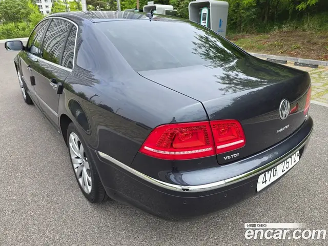 Volkswagen Phaeton 2012 3.0 автомат (гидро), миниатюра 4 Volkswagen Phaeton 2012 3.0 автомат (гидро), миниатюра 4