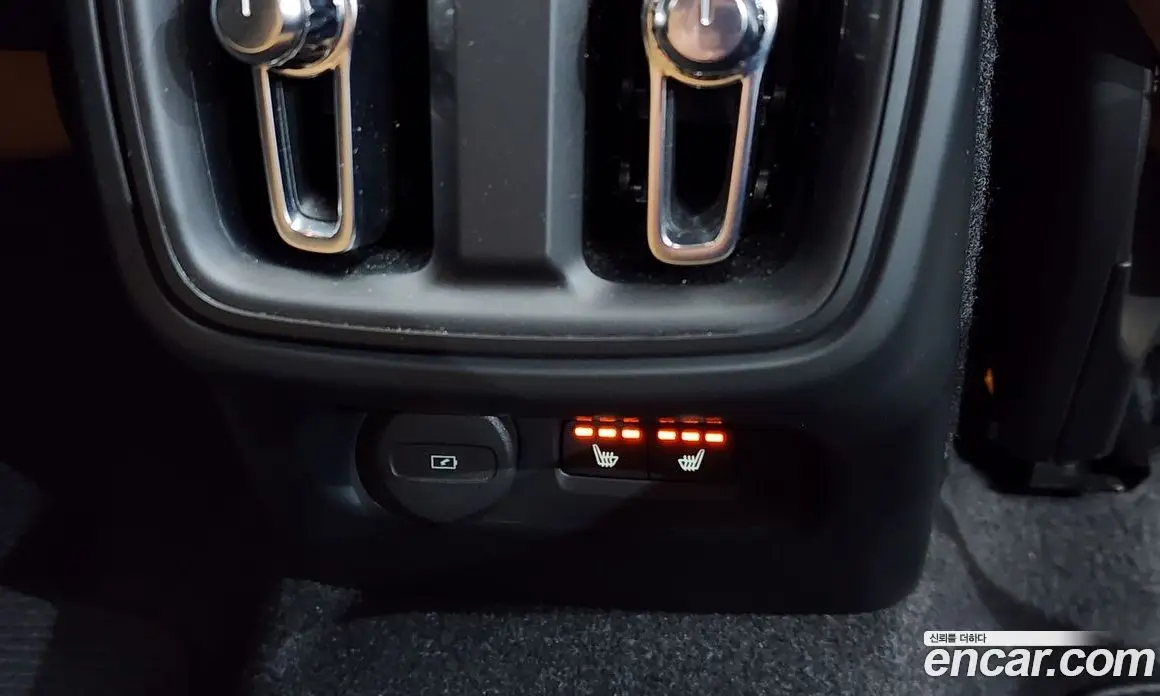 Volvo XC40 2021 2.0 автомат (гидро), фото 18 Volvo XC40 2021 2.0 автомат (гидро), фото 18