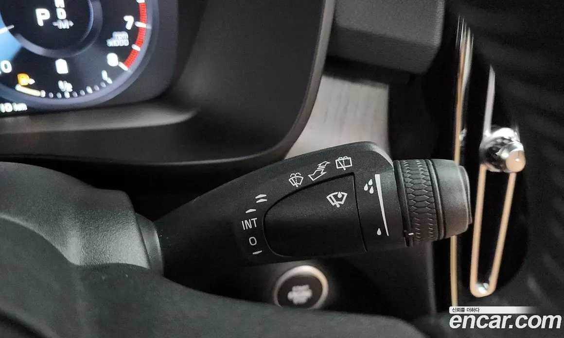 Volvo XC40 2021 2.0 автомат (гидро), фото 28 Volvo XC40 2021 2.0 автомат (гидро), фото 28