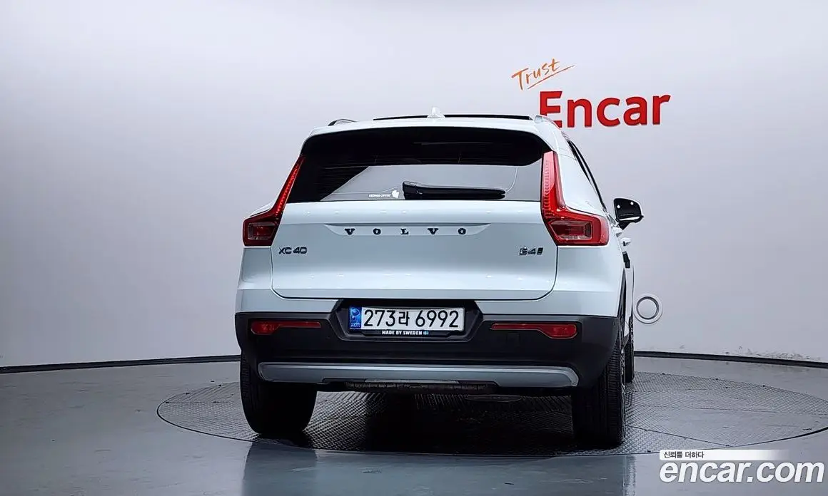Volvo XC40 2021 2.0 автомат (гидро), фото 4 Volvo XC40 2021 2.0 автомат (гидро), фото 4