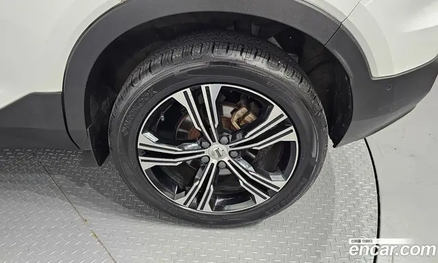 Volvo XC40 2022 2.0 автомат (гидро), миниатюра 7 Volvo XC40 2022 2.0 автомат (гидро), миниатюра 7