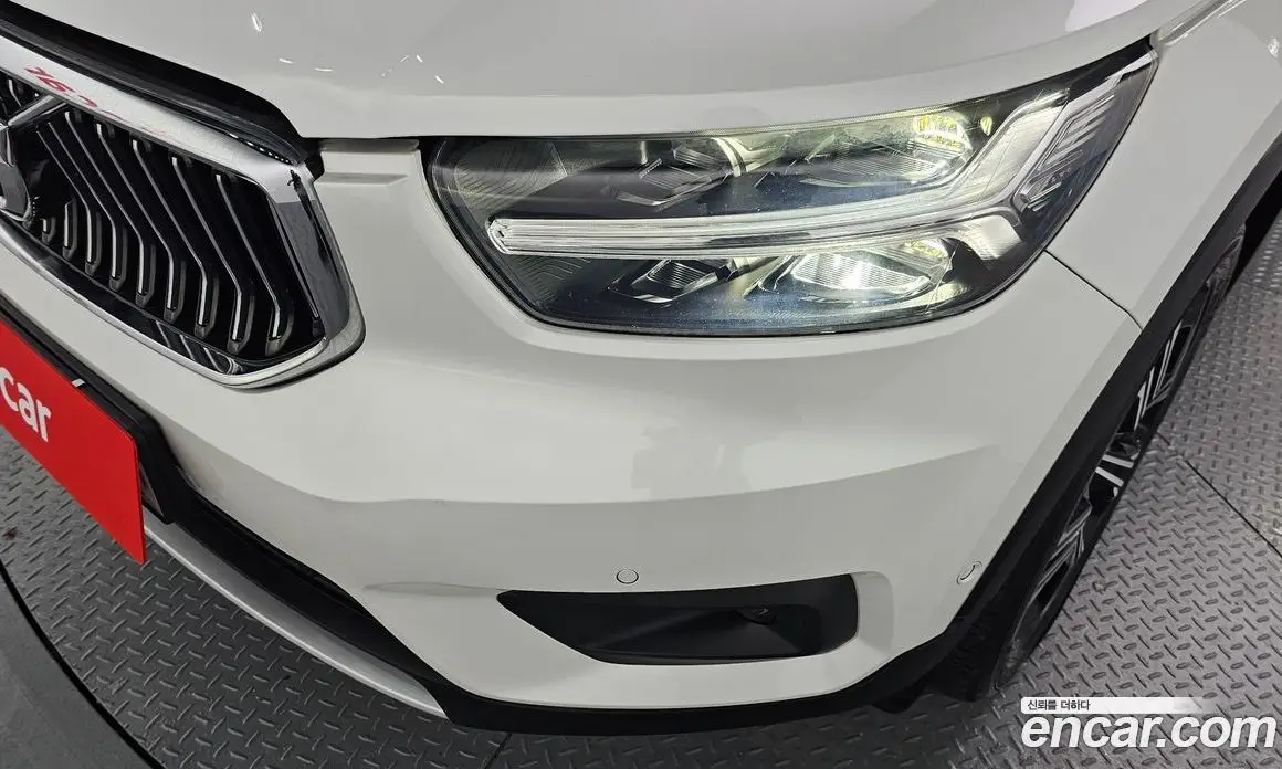 Volvo XC40 2022 2.0 автомат (гидро), фото 8 Volvo XC40 2022 2.0 автомат (гидро), фото 8