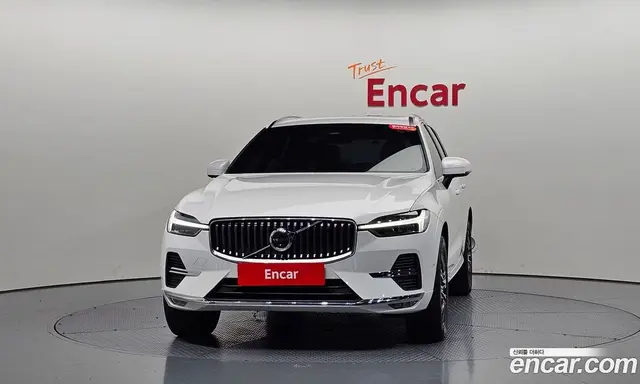 Volvo XC60 2021 2.0 автомат (гидро), миниатюра 2 Volvo XC60 2021 2.0 автомат (гидро), миниатюра 2