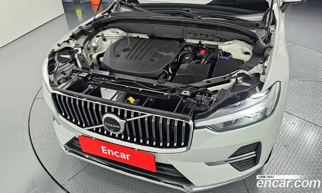 Volvo XC60 2021 2.0 автомат (гидро), миниатюра 5 Volvo XC60 2021 2.0 автомат (гидро), миниатюра 5