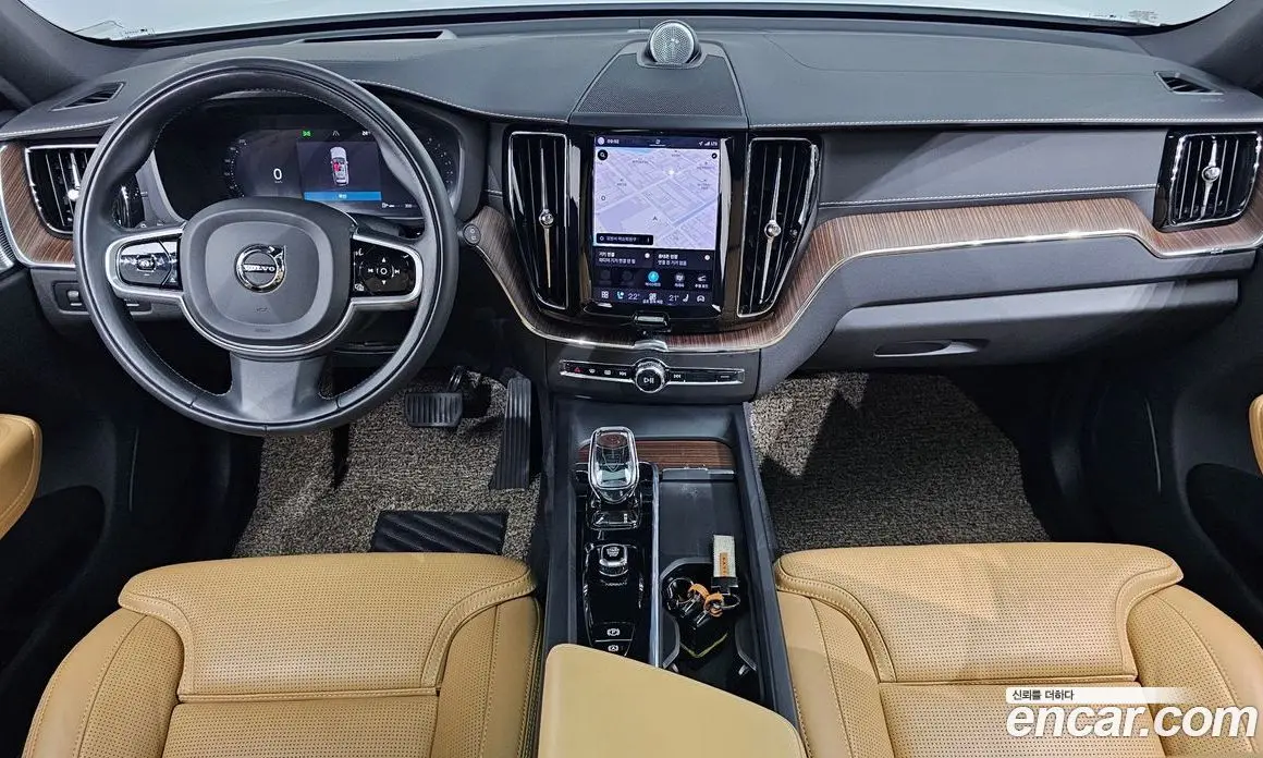 Volvo XC60 2021 2.0 автомат (гидро), фото 9 Volvo XC60 2021 2.0 автомат (гидро), фото 9