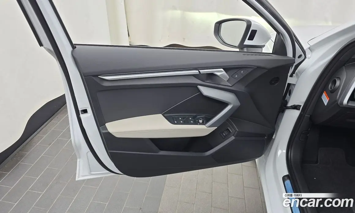 Audi A3 2025 2.0 автомат (гидро), фото 14