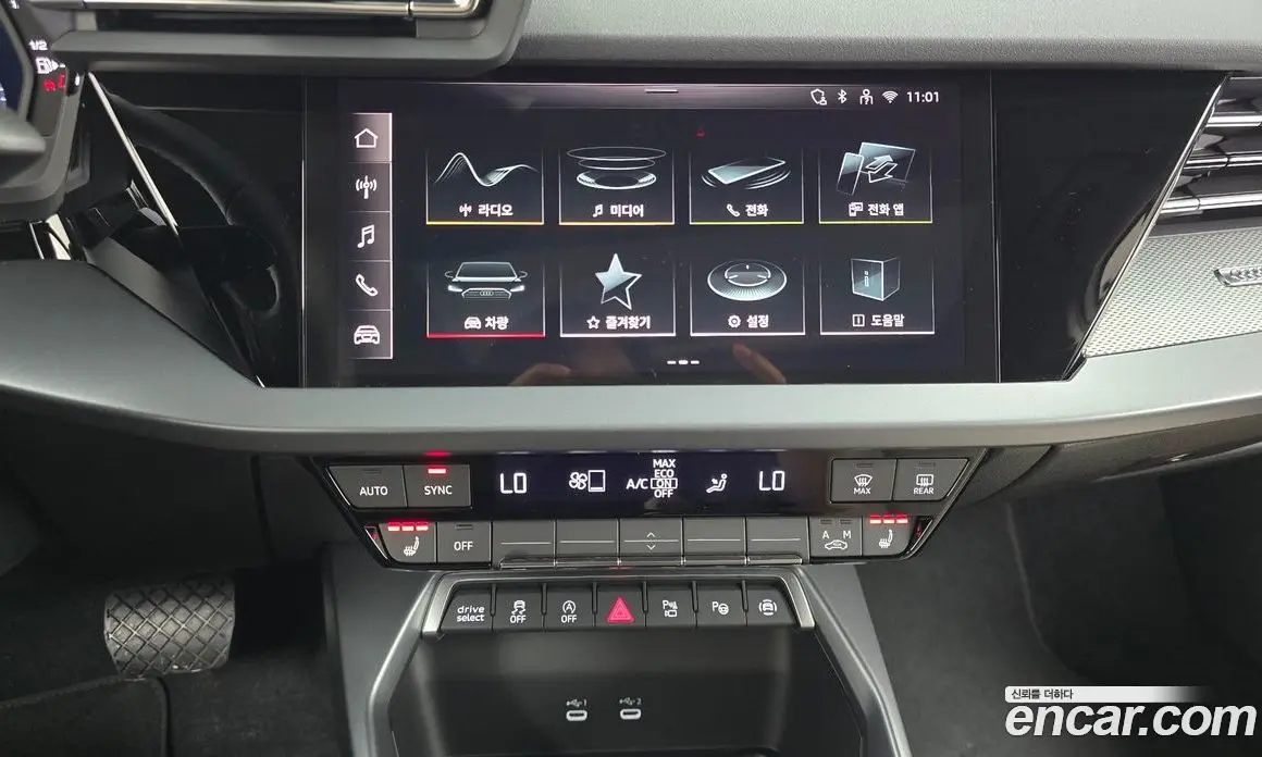 Audi A3 2025 2.0 автомат (гидро), фото 19