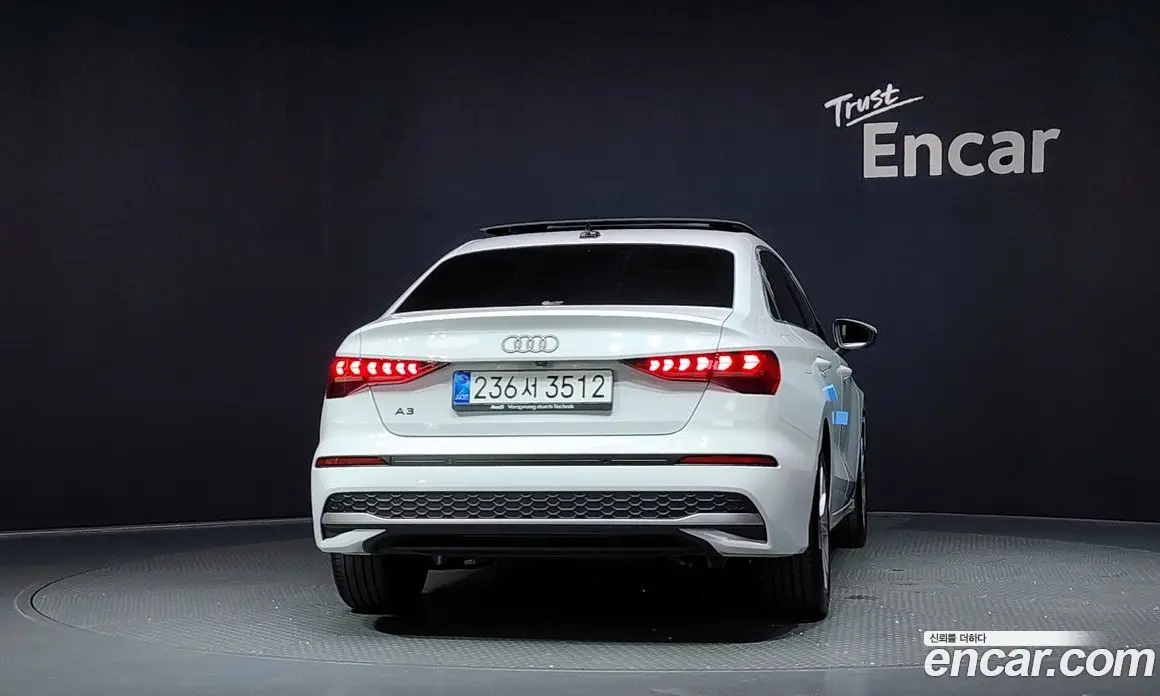 Audi A3 2025 2.0 автомат (гидро), фото 4