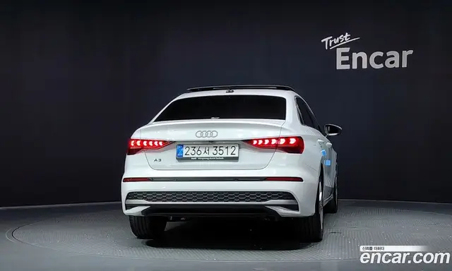 Audi A3 2025 2.0 автомат (гидро), миниатюра 4