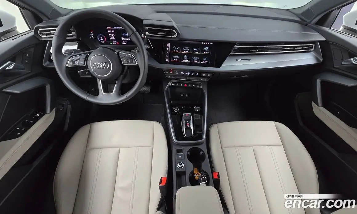 Audi A3 2025 2.0 автомат (гидро), фото 10