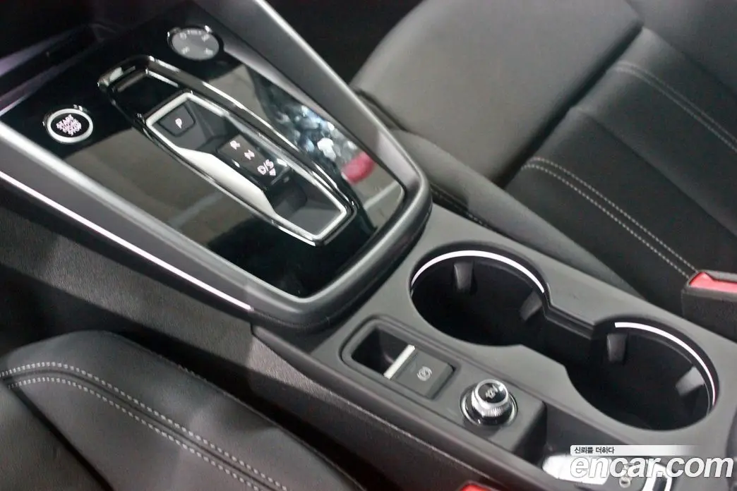Audi A3 2025 2.0 автомат (гидро), фото 9 Audi A3 2025 2.0 автомат (гидро), фото 9