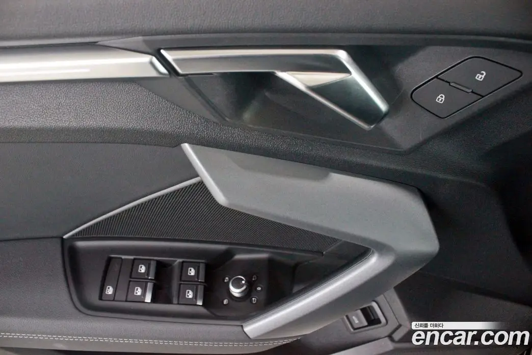 Audi A3 2025 2.0 автомат (гидро), фото 10 Audi A3 2025 2.0 автомат (гидро), фото 10
