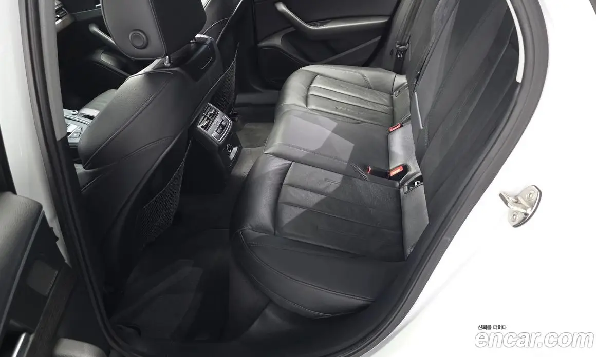 Audi A4 2018 2.0 автомат (гидро), фото 18 Audi A4 2018 2.0 автомат (гидро), фото 18