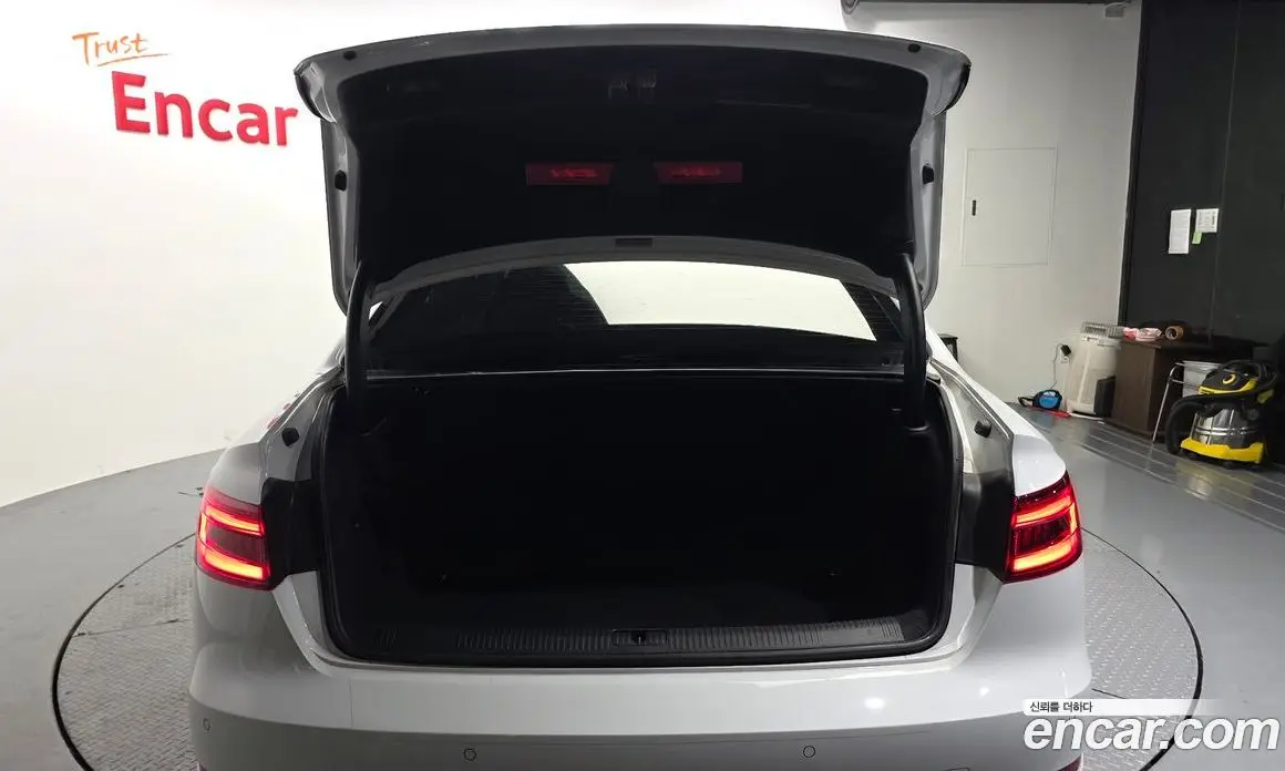 Audi A4 2018 2.0 автомат (гидро), фото 31 Audi A4 2018 2.0 автомат (гидро), фото 31