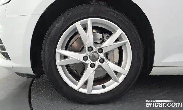 Audi A4 2018 2.0 автомат (гидро), миниатюра 5 Audi A4 2018 2.0 автомат (гидро), миниатюра 5