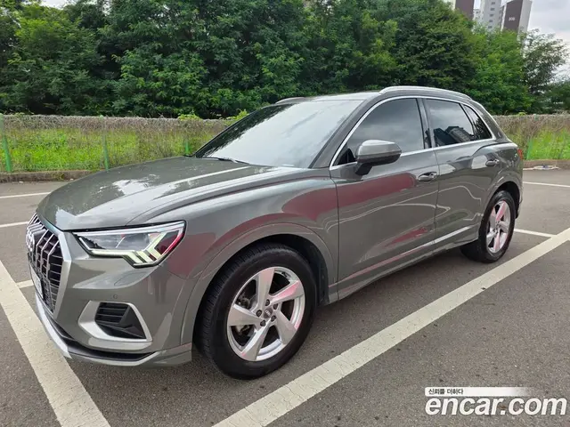 Audi Q3 2020 2.0 автомат (гидро), миниатюра 1