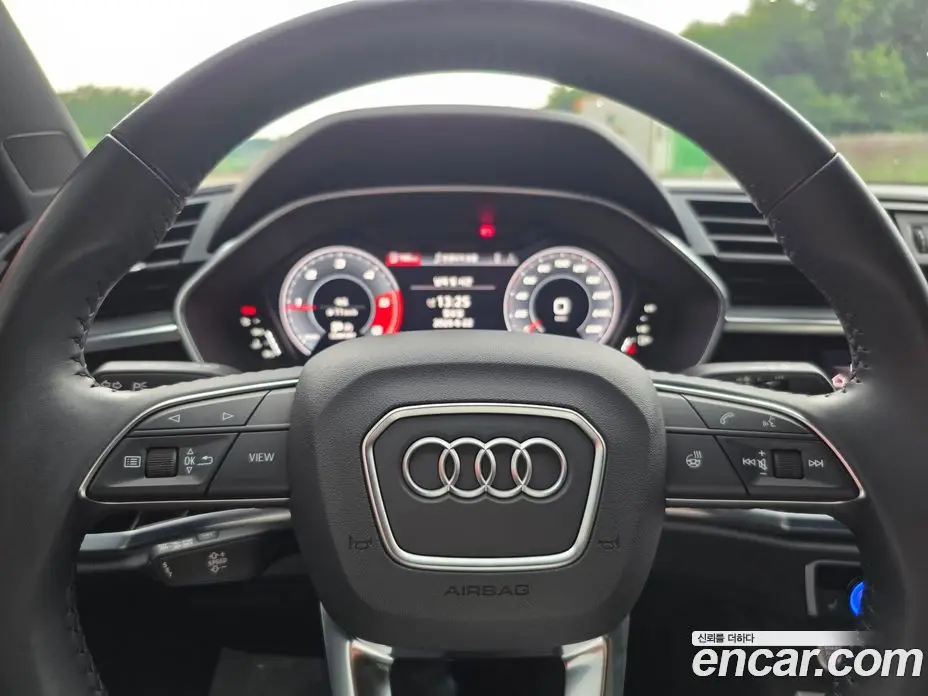 Audi Q3 2020 2.0 автомат (гидро), фото 15