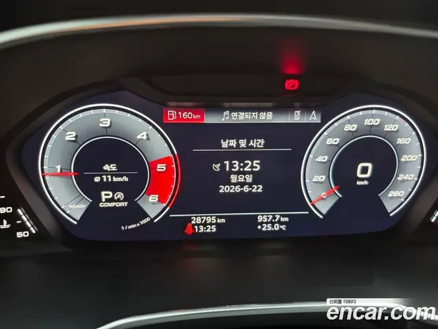 Audi Q3 2020 2.0 автомат (гидро), миниатюра 8