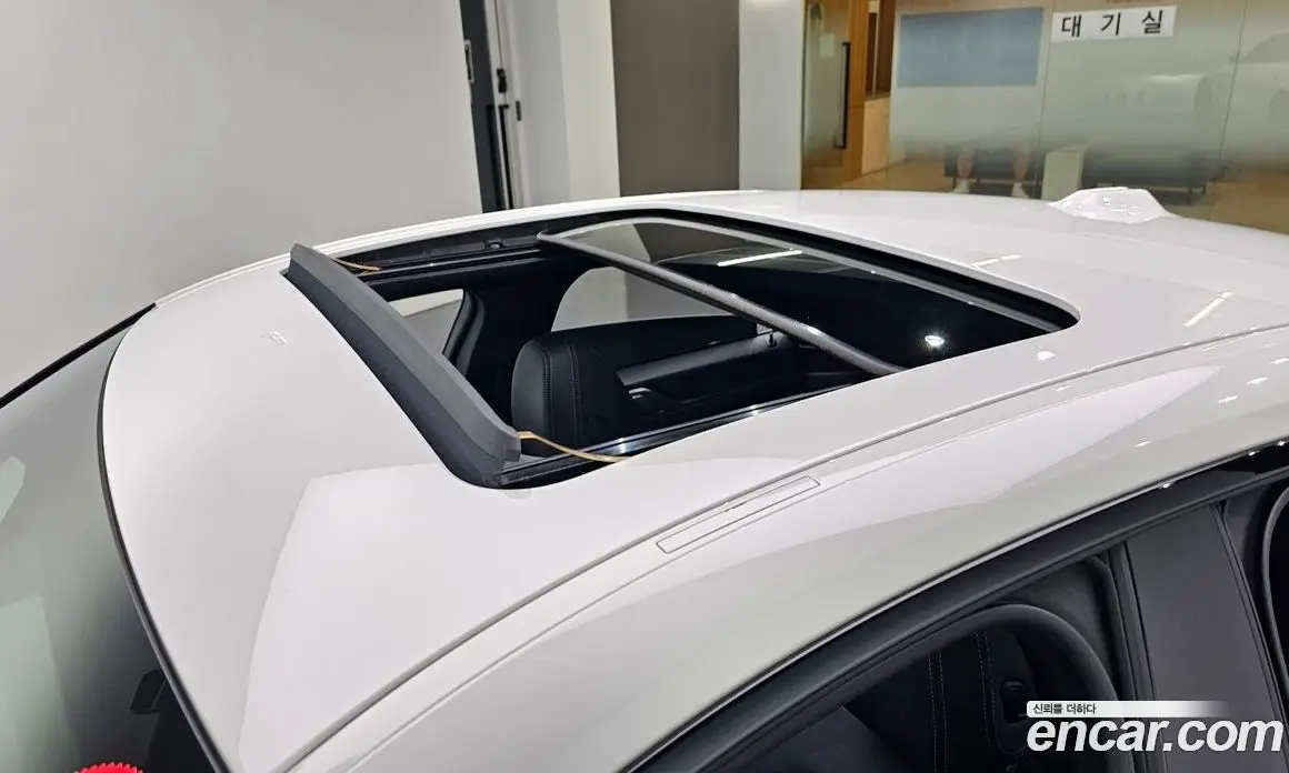 BMW 4 серия 2025 2.0 автомат (гидро), фото 29 BMW 4 серия 2025 2.0 автомат (гидро), фото 29
