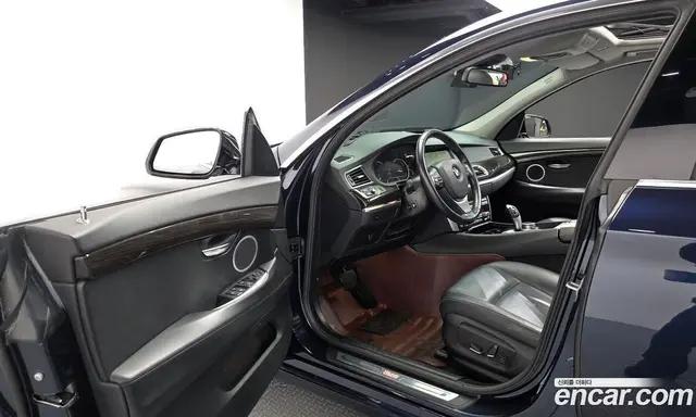 BMW 5 серия 2016 3.0 автомат (гидро), миниатюра 10 BMW 5 серия 2016 3.0 автомат (гидро), миниатюра 10