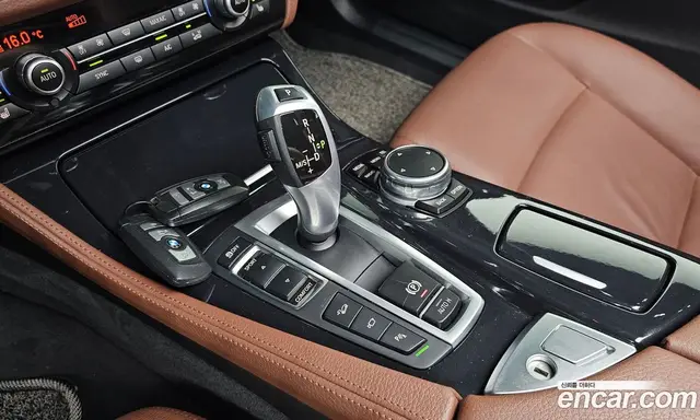 BMW 5 серия 2016 2.0 автомат (гидро), миниатюра 11 BMW 5 серия 2016 2.0 автомат (гидро), миниатюра 11