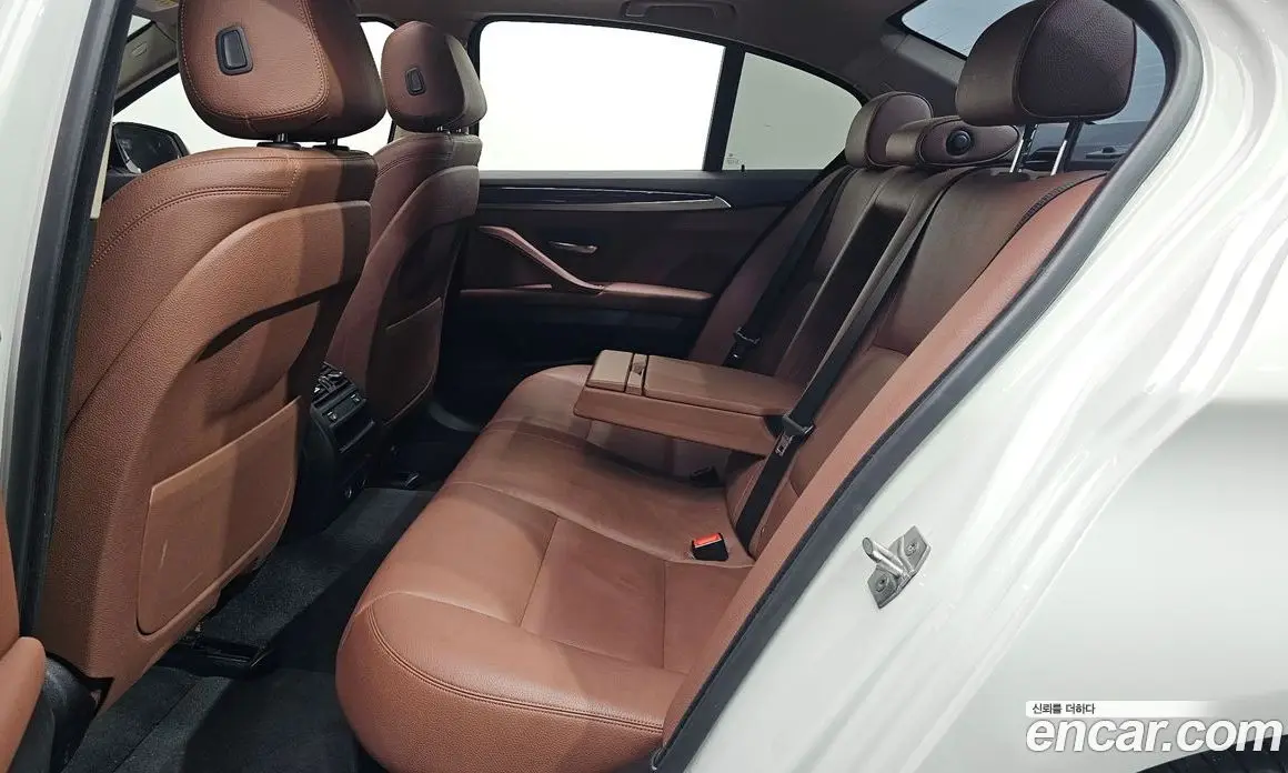 BMW 5 серия 2016 2.0 автомат (гидро), фото 16 BMW 5 серия 2016 2.0 автомат (гидро), фото 16